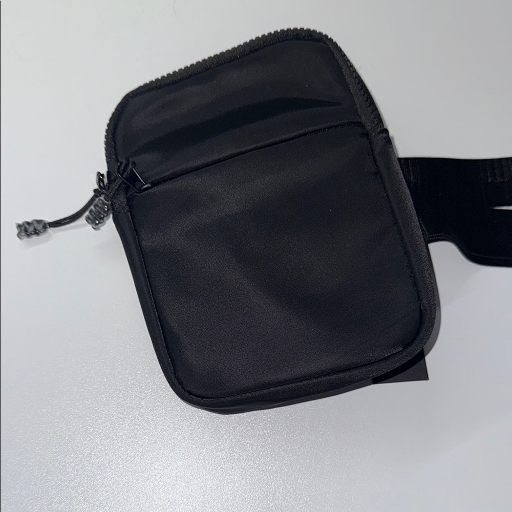 Black Minimalist Belt Bag with Zipper Closure